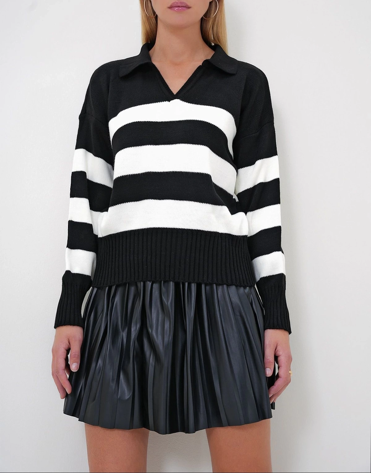 Pullaps Polo Yaka Yarım Pat Renk Bloklu Kazak Siyah