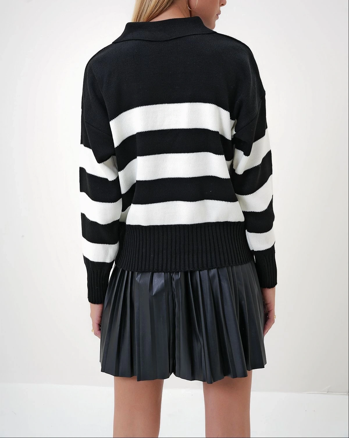 Pullaps Polo Yaka Yarım Pat Renk Bloklu Kazak Siyah