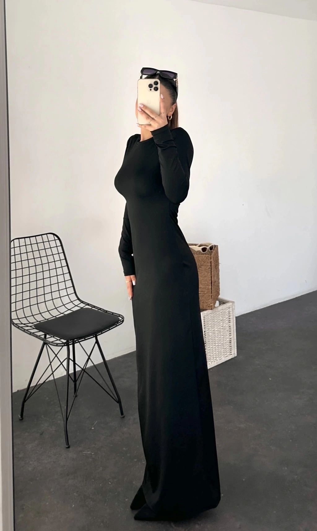 Pullaps Sıfır Yaka Uzun Kollu Düz Elbise Siyah