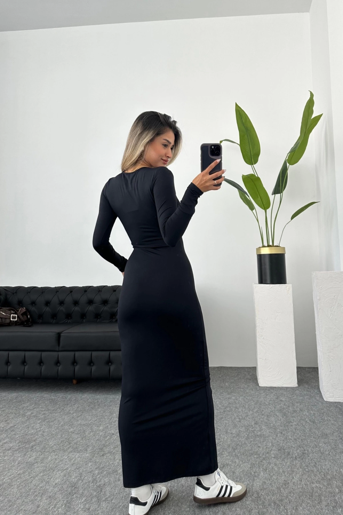 Pullaps Sıfır Yaka Uzun Kollu Düz Elbise Siyah