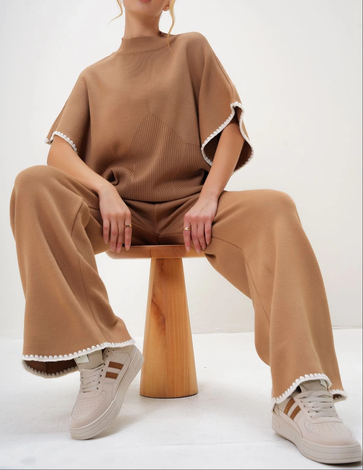 Pullaps Yarım Balıkçı Bluz Ve Palazzo Pantolon Takım Bisküvi