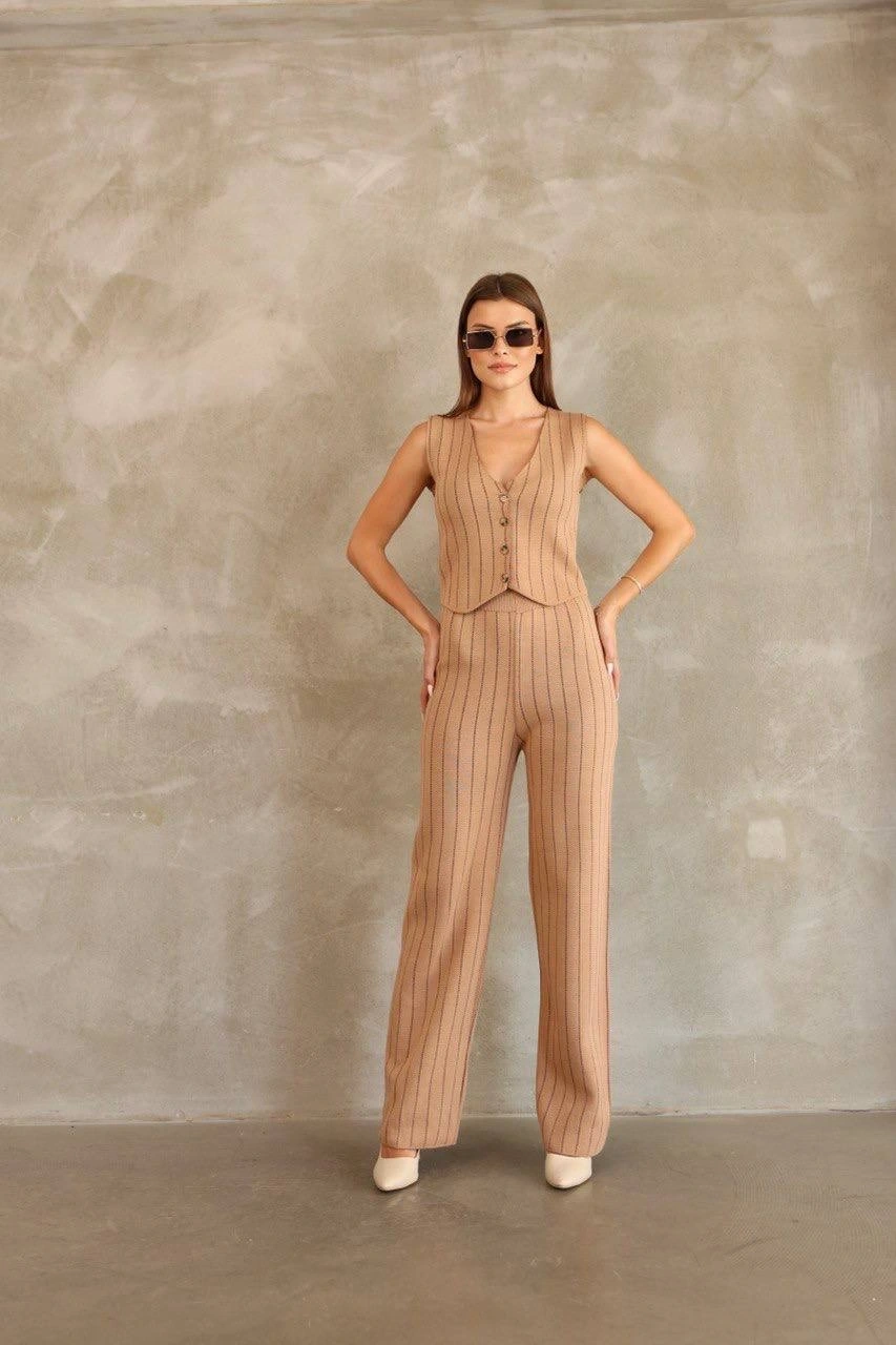 Pullaps Yelekli Çizgili Triko Takım Vizon