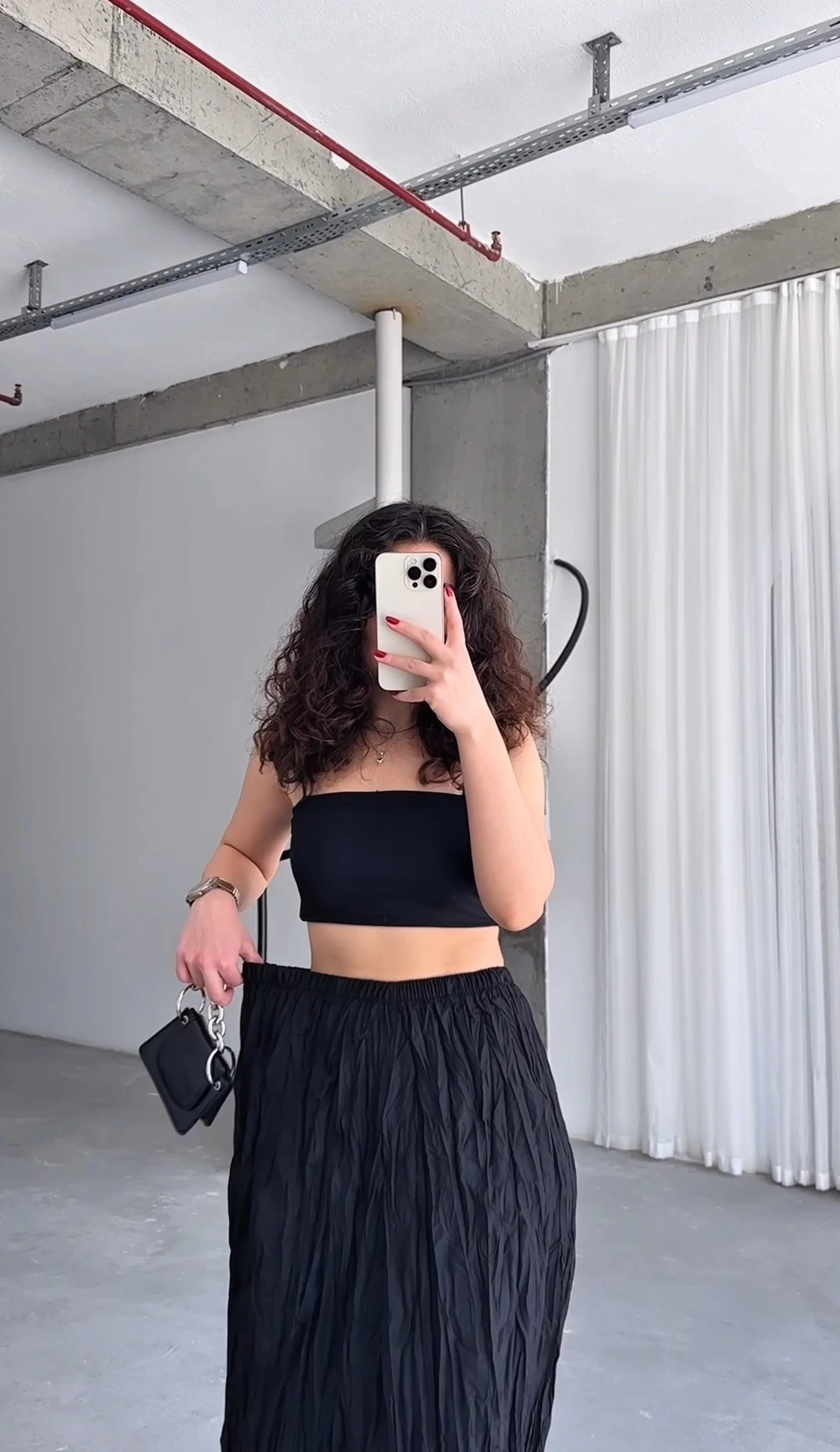 Pullaps Yüksek Bel Kıraçlı Kırışık Etek Siyah