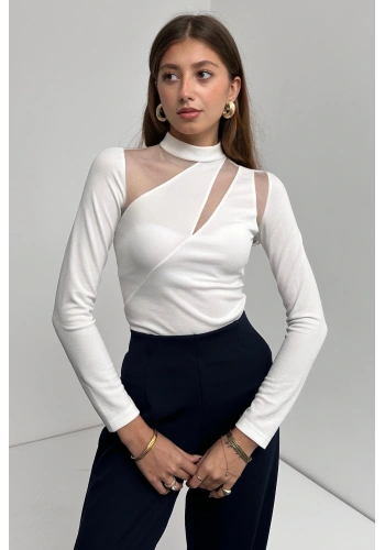 Pullaps Lazer Kesim Tül Detaylı Bluz