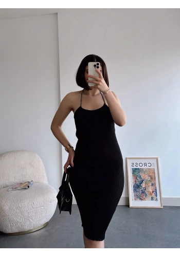 Pullaps Boğazdan Bağlamalı Triko Elbise