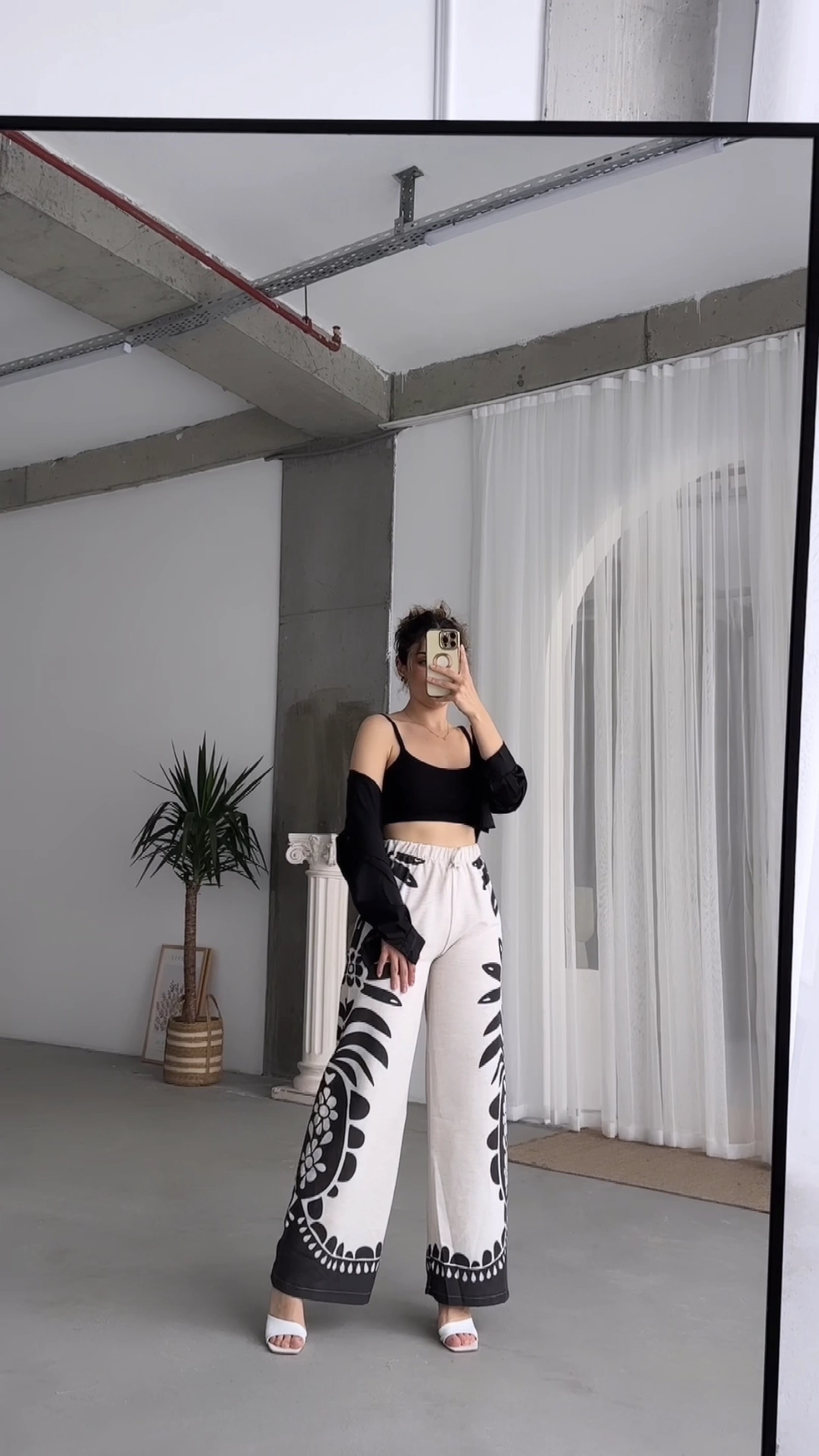 Pullaps Beli Lastikli Desenli Keten Pantolon