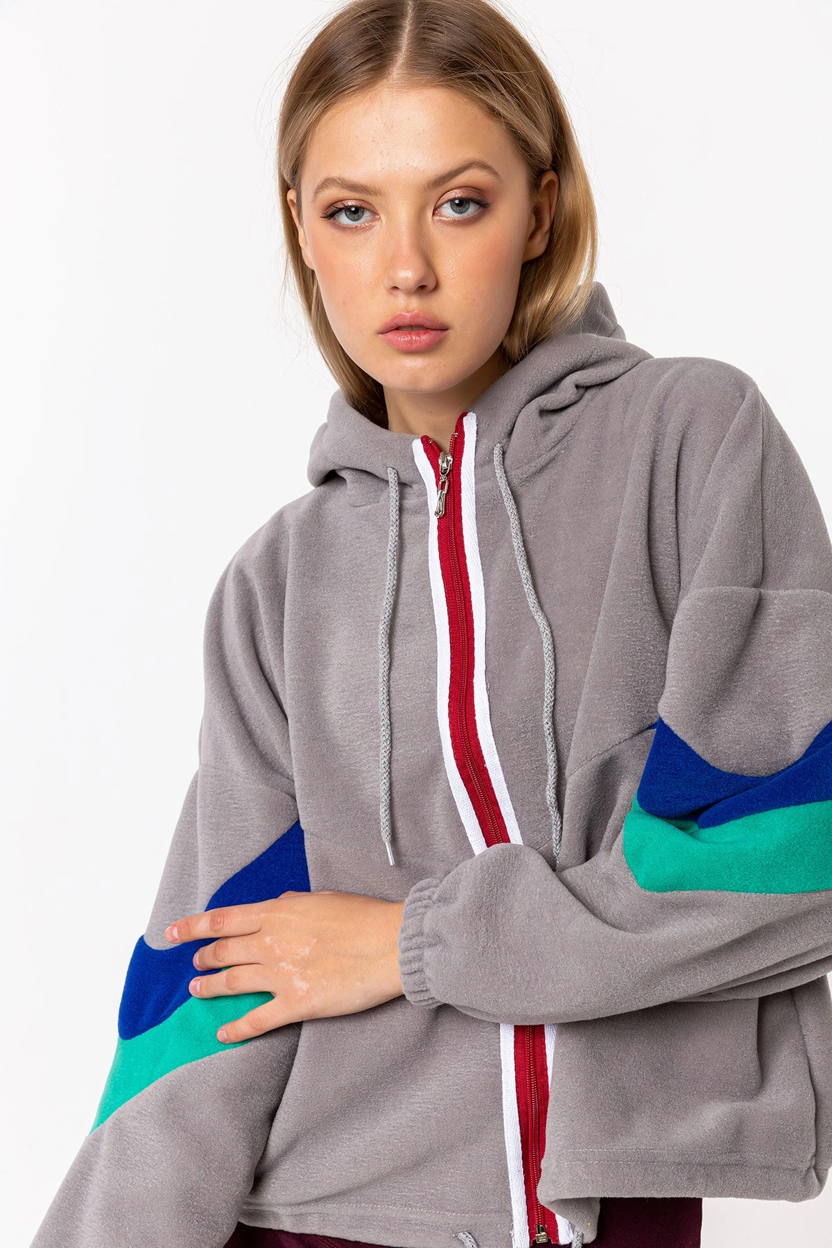 Kadın Gri Fermuarlı Kapüşonlu Polar Sweatshirt