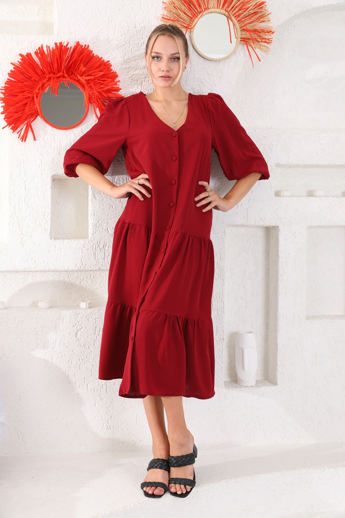 V yaka Önden Düğmeli Elbise