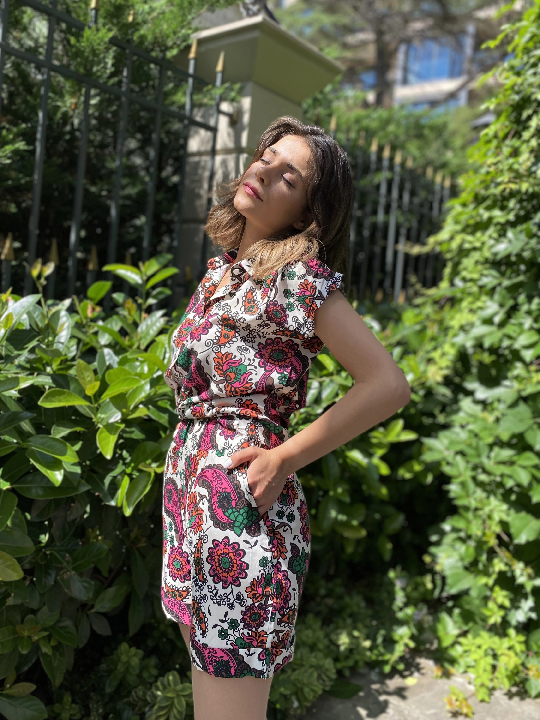 Şortlu çiçekli takım