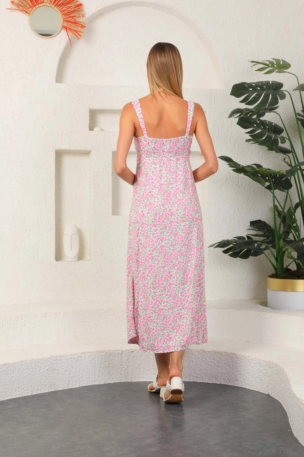 PULLAPS Ön yırtmaçlı askılı çiçekli elbise