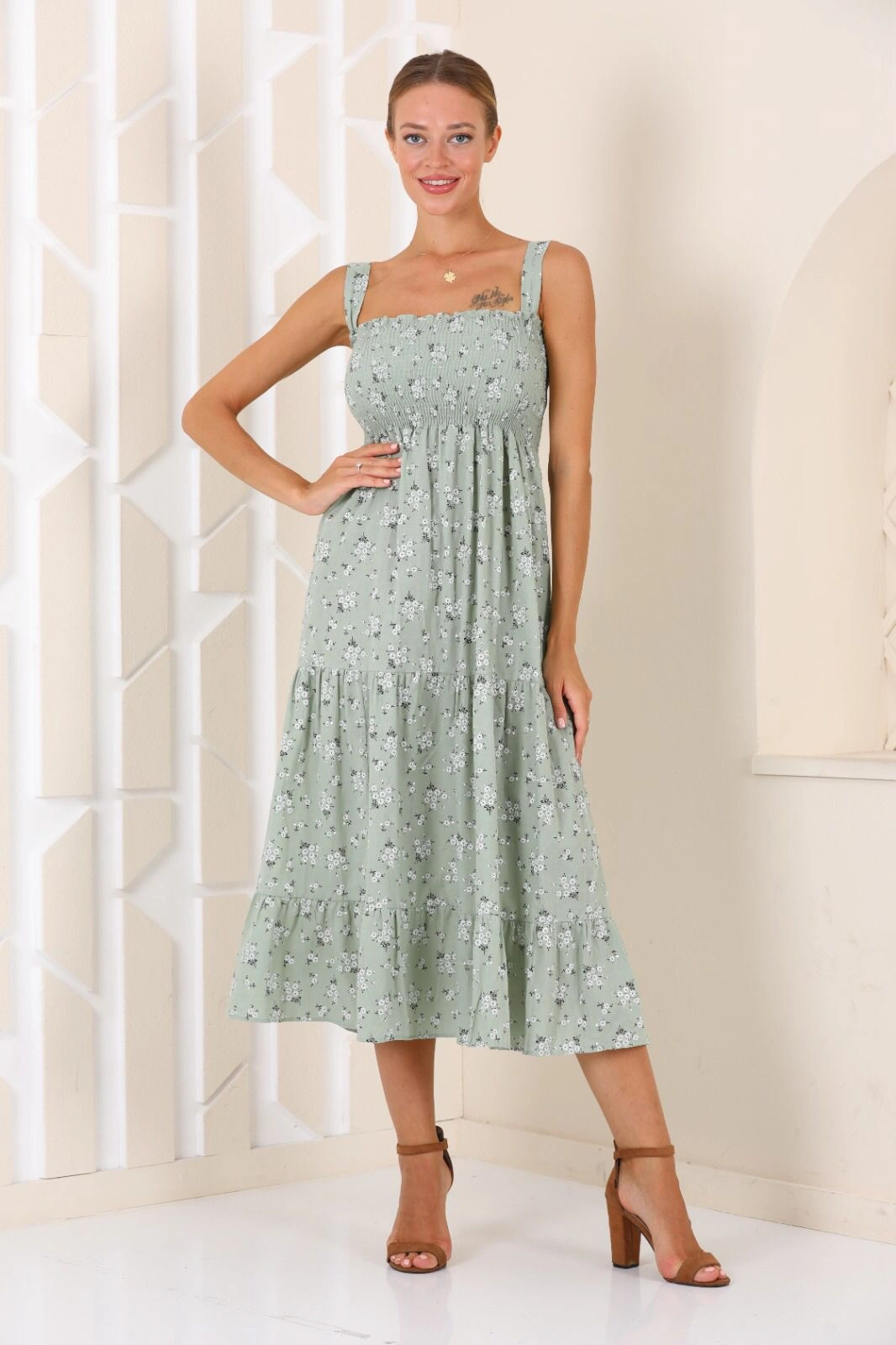 Pullaps Çiçekli Elbise