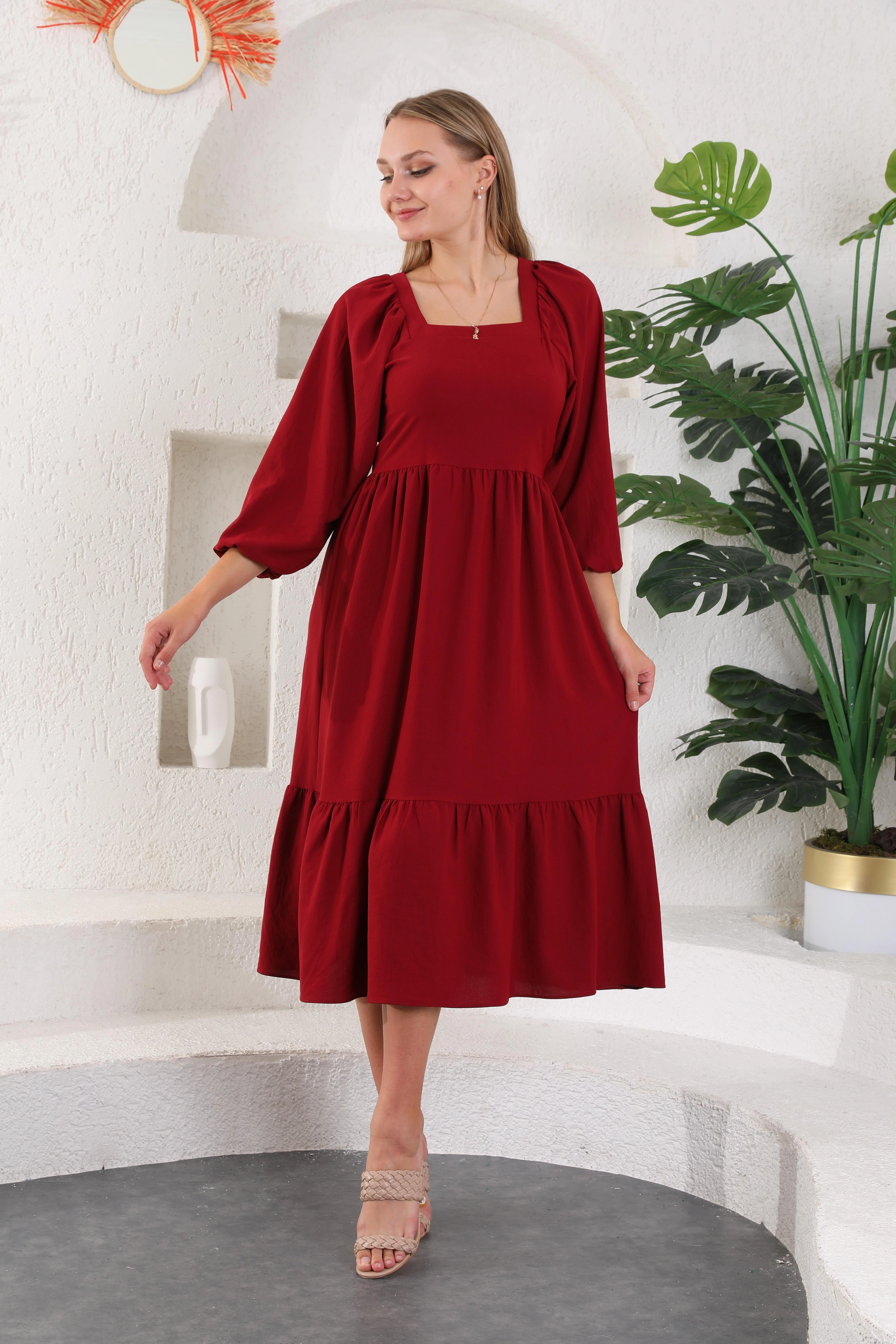 Arkası Çapraz Lastikli Elbise