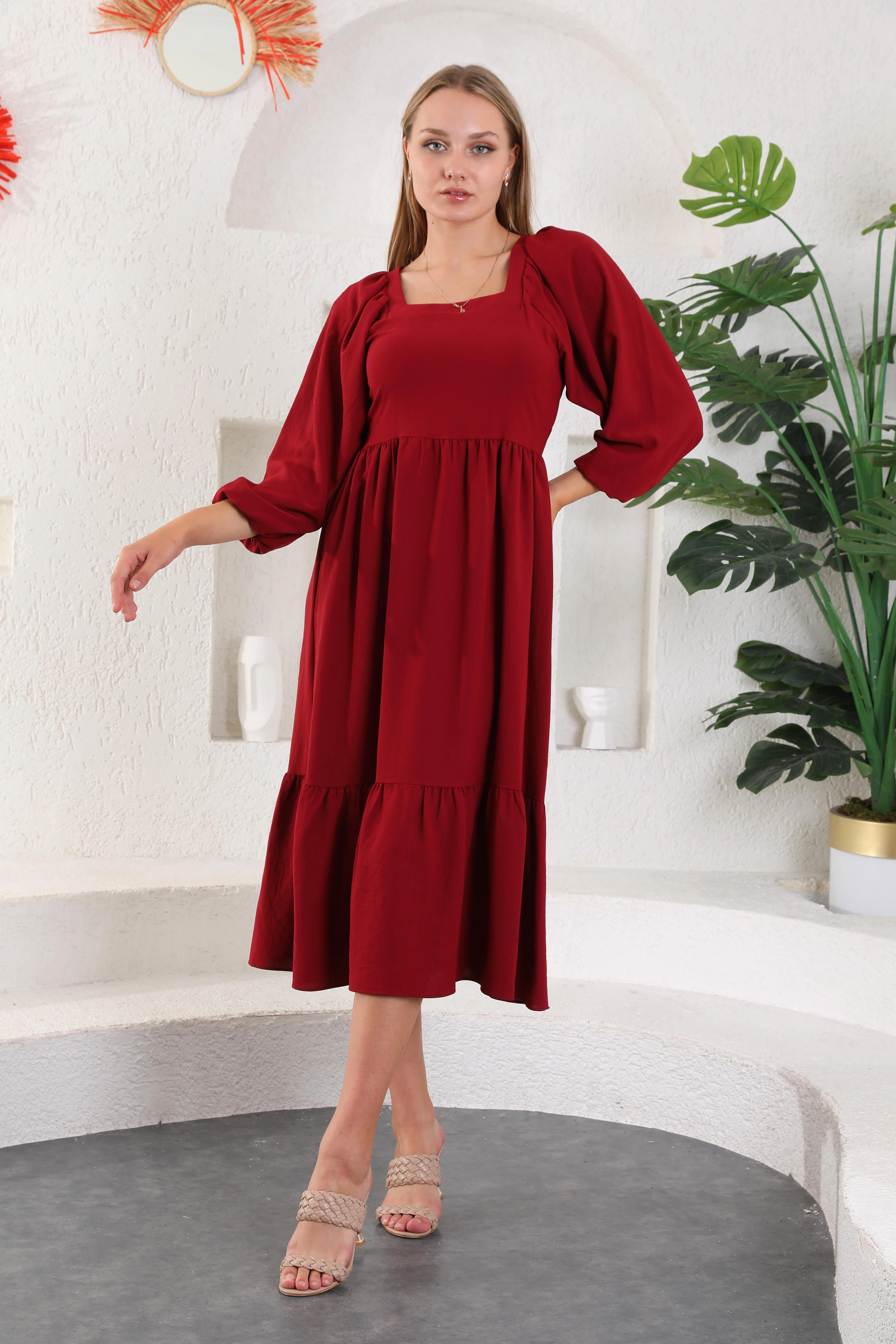 Arkası Çapraz Lastikli Elbise