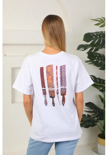 Arkası Baskılı Beyaz Tişört