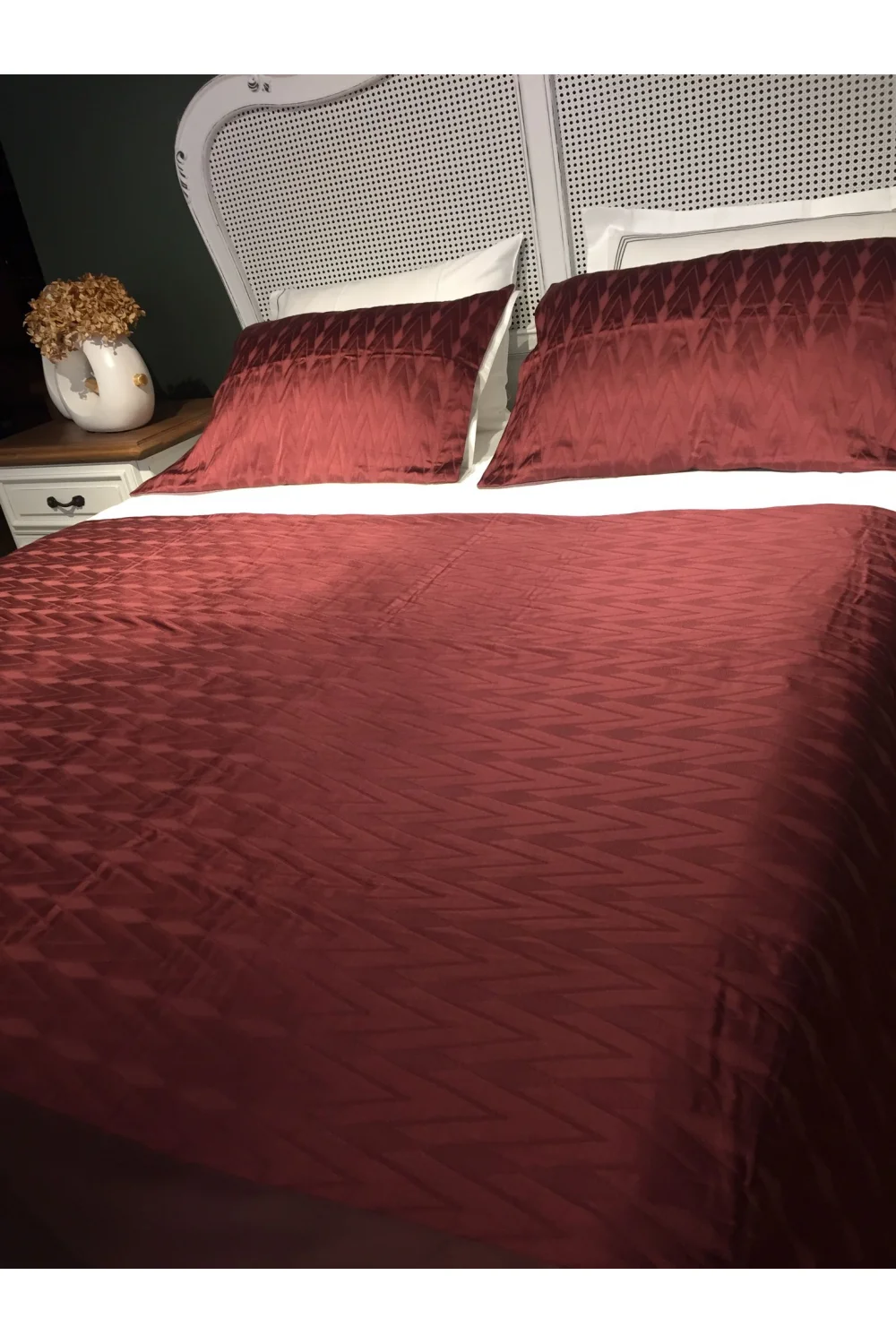 Rüya Pike Odamoda Bordo Pamuk Saten Yatak Örtüsü 250x260