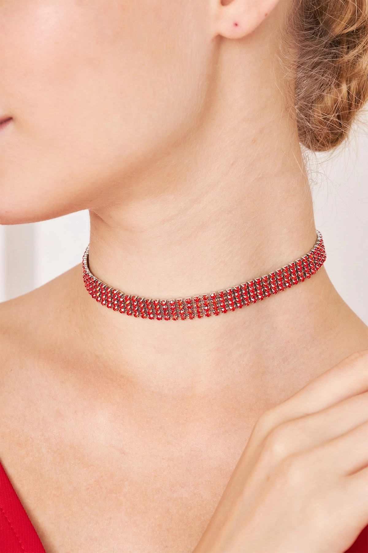 Kadın 4 Sıra Zirkon Taşlı Model Pırlanta Gümüş Kaplama Kolye Gerdanlık Abiye Kombin Tasma Choker