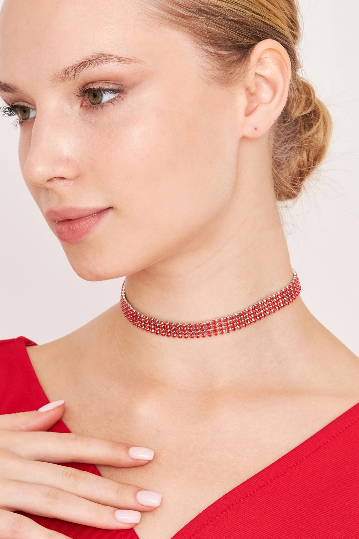 Kadın 4 Sıra Zirkon Taşlı Model Pırlanta Gümüş Kaplama Kolye Gerdanlık Abiye Kombin Tasma Choker