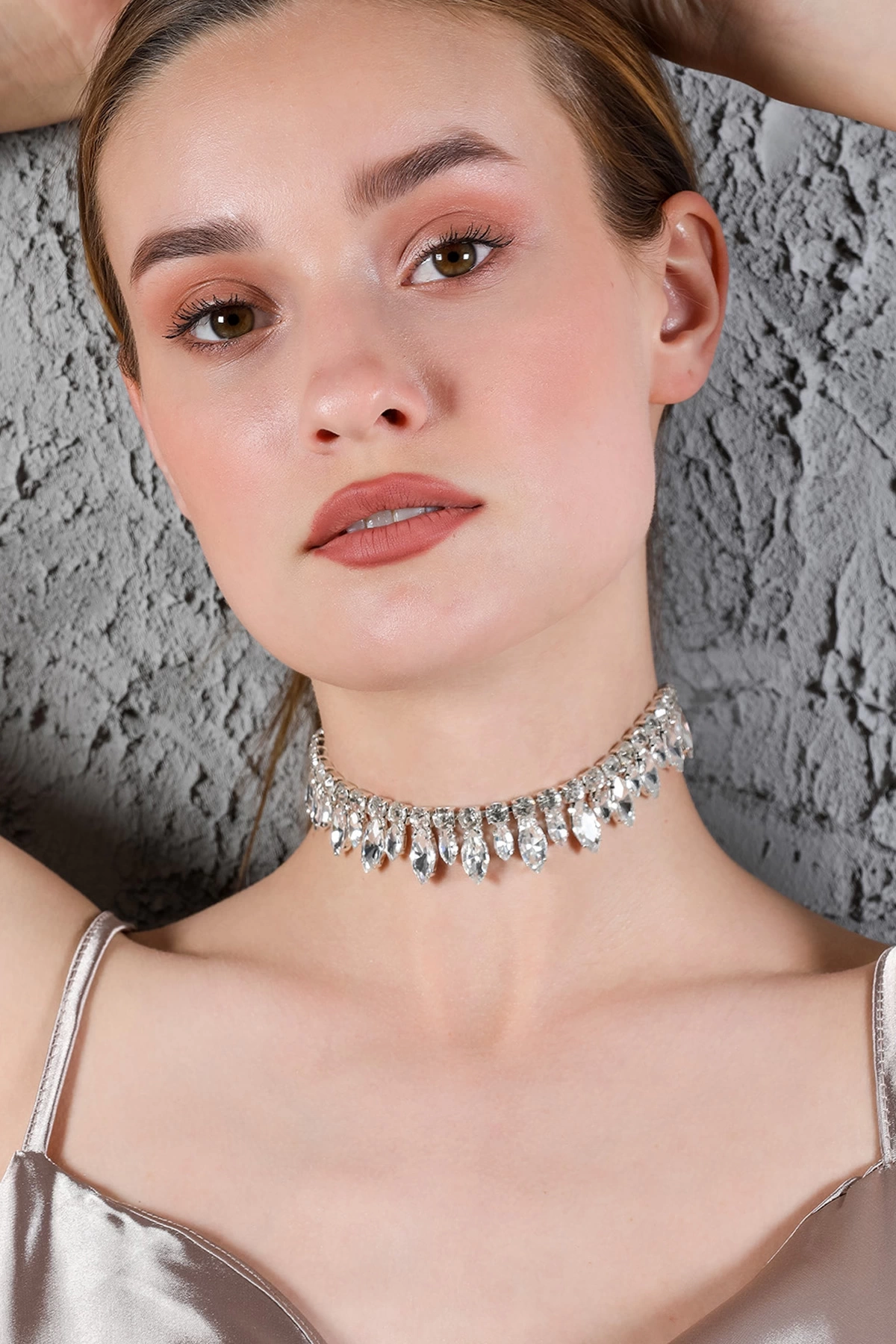 Kadın Büyük Küçük Badem Zirkon Taşlı Model Gümüş Pırlanta Abiye Düğün Nişan Gelin Kolye Tasma Choker