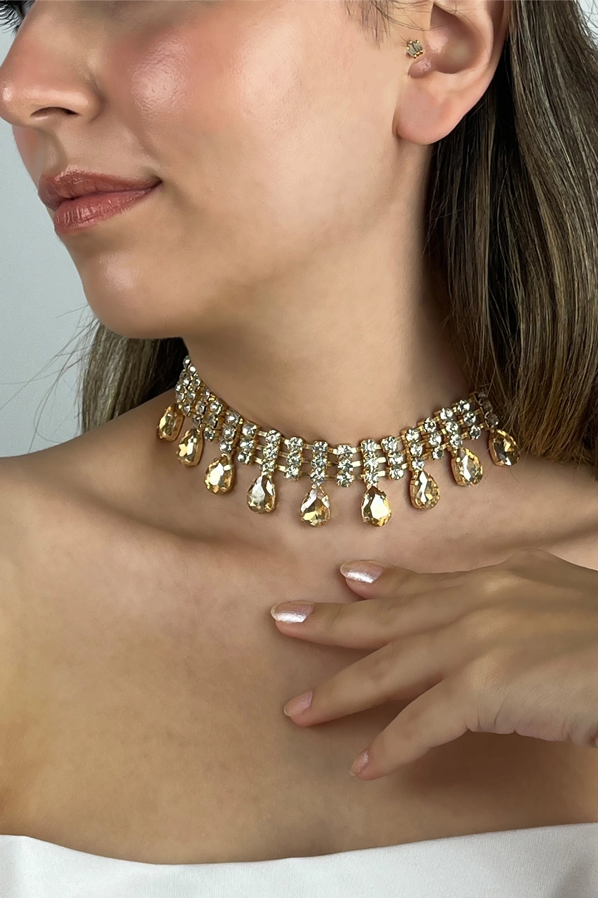 Kadın Fragranza Model Kristal Zirkon Taşlı Gold Kaplama Pırlanta Gerdanlık Tasma Choker Günlük Kolye