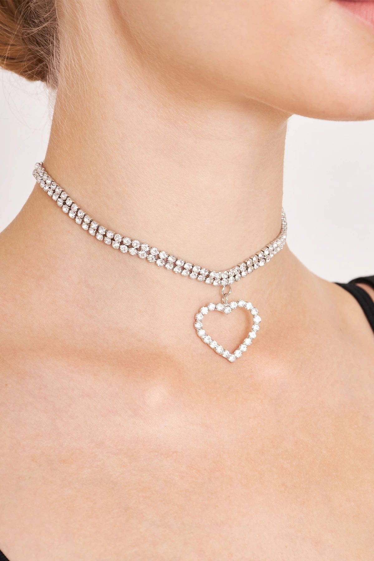 Kadın Largo Kalp Sallantılı Model Kristal Zirkon Taşlı Gümüş Kaplama Gerdanlık Tasma Kombin Choker