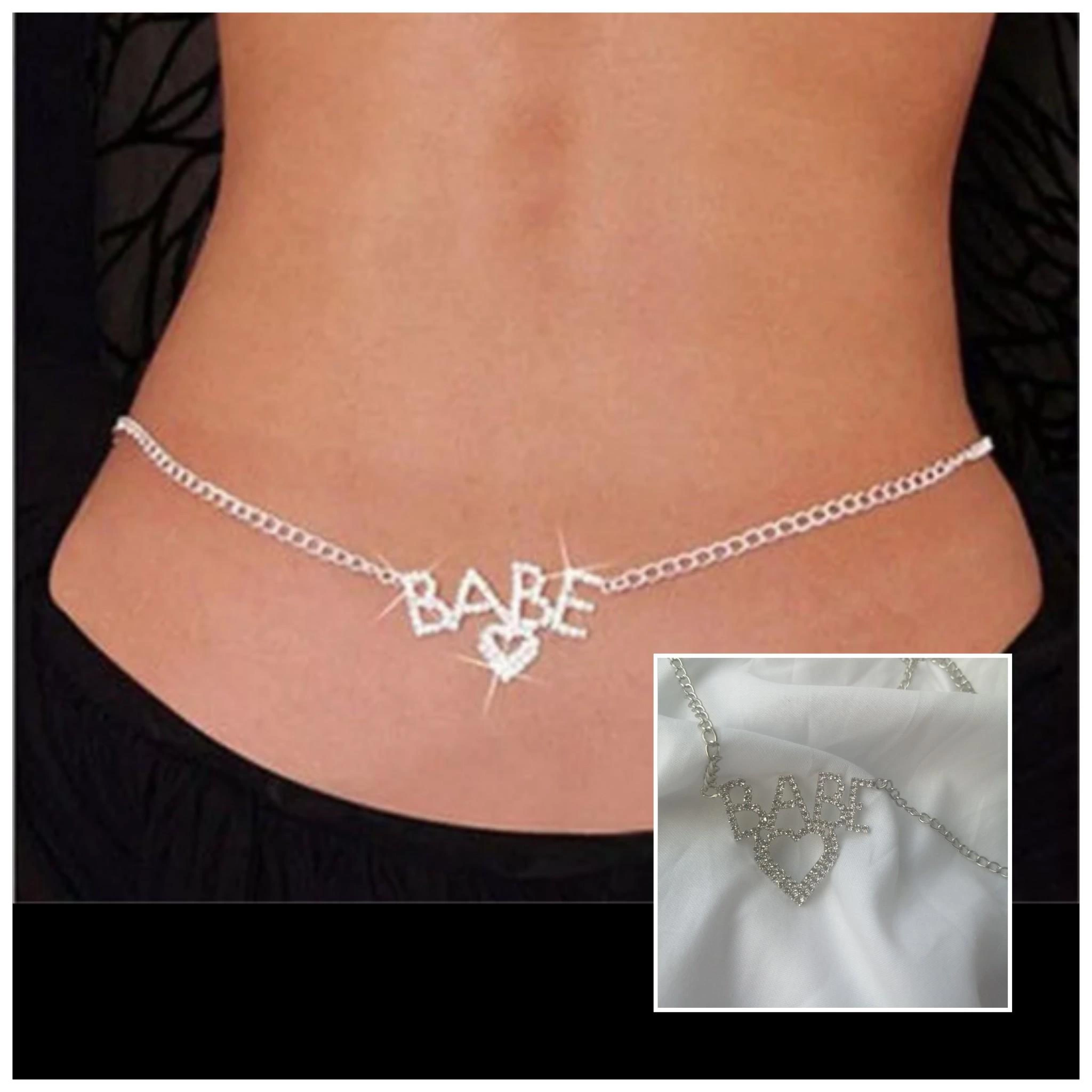 Kadın Babe Figürlü Vücut Kolye Takı Modeli Kristal Taşlı Gümüş Zirkon Pırlanta Vücut Zinciri