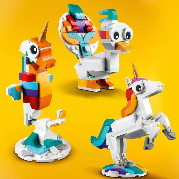 LEGO® Creator Sihirli Tek Boynuzlu At 31140 (145 Parça)