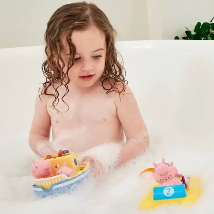 Tomy Peppa Pig Tekne Macera Seti