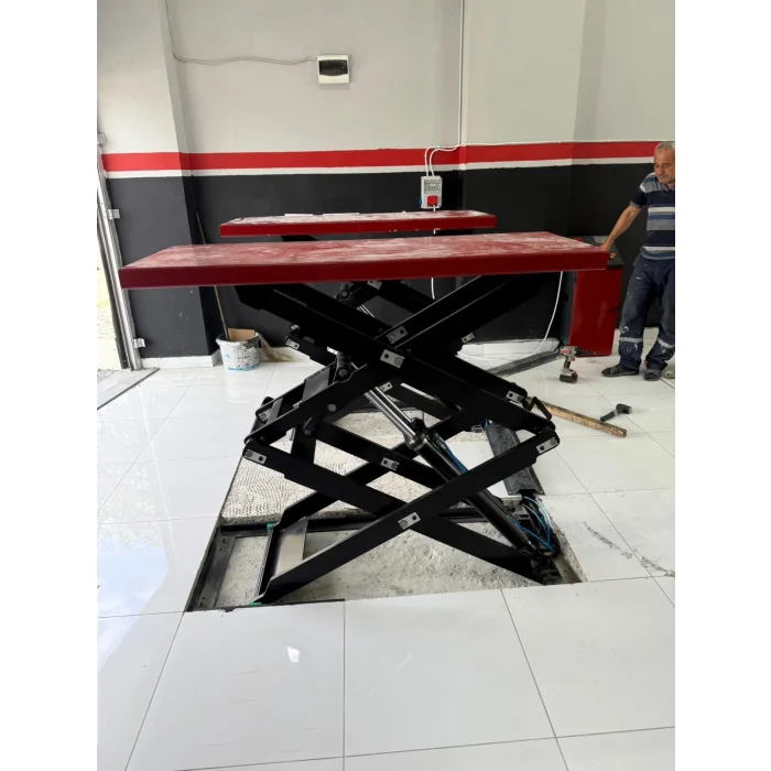 2 Metre 3500 Kg Mekanik Kilit Sistemli Makaslı Lift Yerli İmalat 2 Yıl Garantili Oto Servis Hidrolik Lift