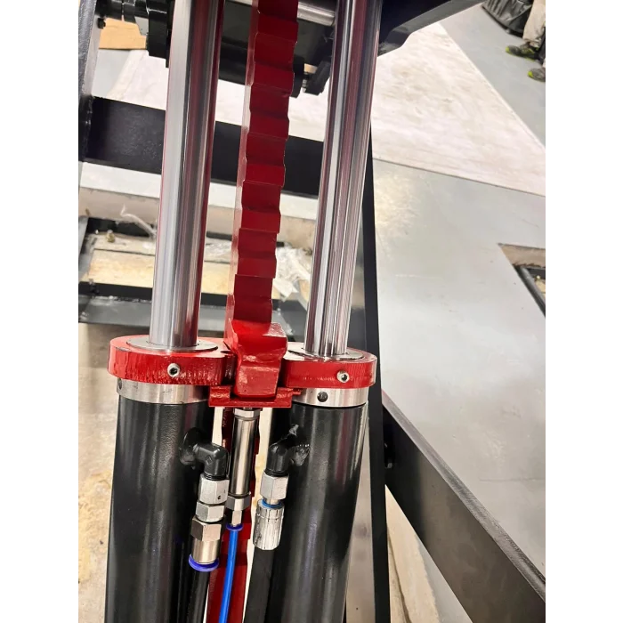 2 Metre 3500 Kg Mekanik Kilit Sistemli Makaslı Lift Yerli İmalat 2 Yıl Garantili Oto Servis Hidrolik Lift