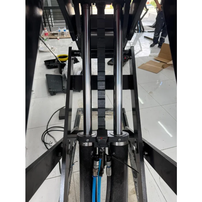 2 Metre 3500 Kg Mekanik Kilit Sistemli Makaslı Lift Yerli İmalat 2 Yıl Garantili Oto Servis Hidrolik Lift