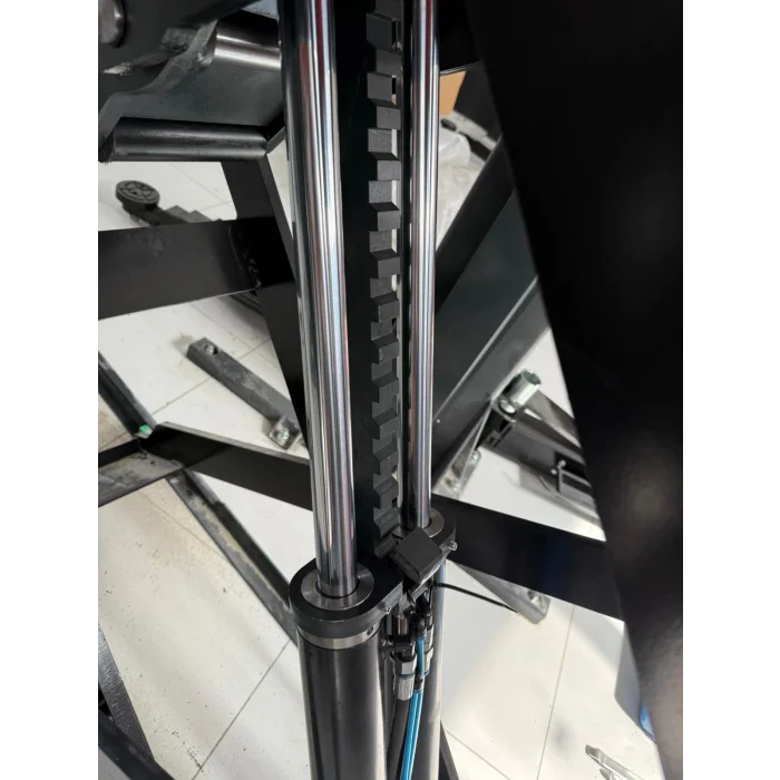 2 Metre 3500 Kg Mekanik Kilit Sistemli Makaslı Lift Yerli İmalat 2 Yıl Garantili Oto Servis Hidrolik Lift