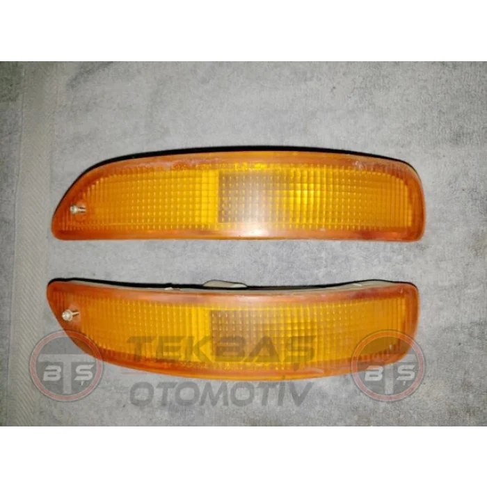 AVENSİS SİNYAL LAMBASI SAĞ 01/02