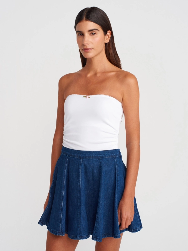 Gül Detaylı Straplez Top