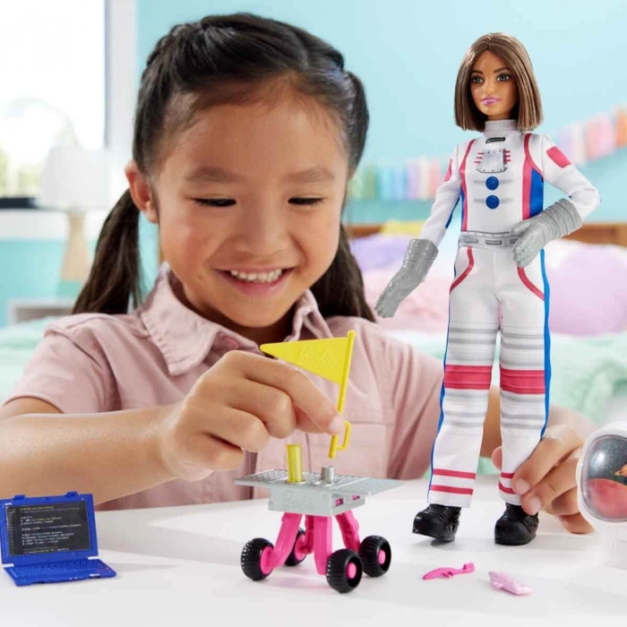 Barbie 65.Yıl Deluxe Kariyer Bebekleri - Astronot HRG45 - Barbie Oyuncak Barbie Bebek Barbi Meslek