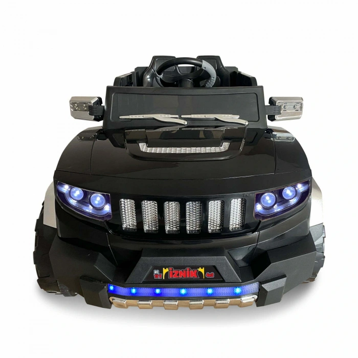 İznik Siyah Uzaktan Kumandalı 4X2 12 Volt Akülü Araba - RC Jeep Akülü Araba