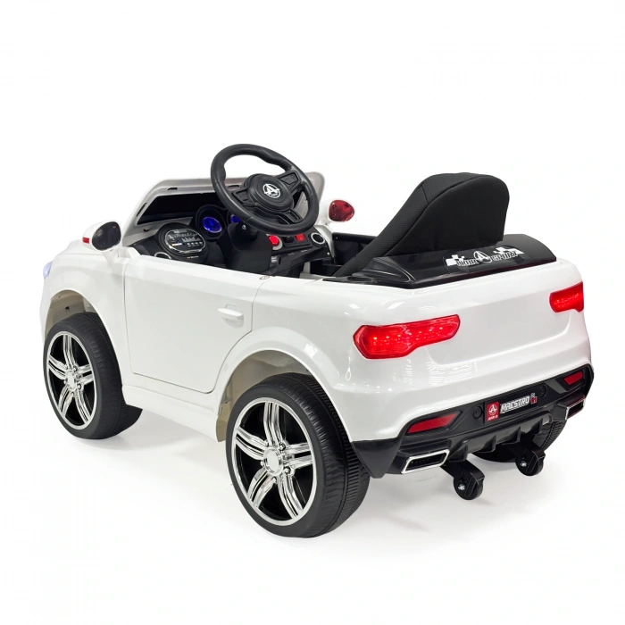 Maestro GT Beyaz Uzaktan Kumandalı 4X2 12 Volt Akülü Araba - RC Mercedes Akülü Araba