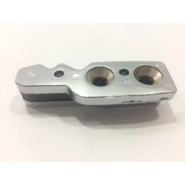 Renault 12 Toros Kapı Kilit Karşılığı Yeni Model - SAĞ - 7702128495