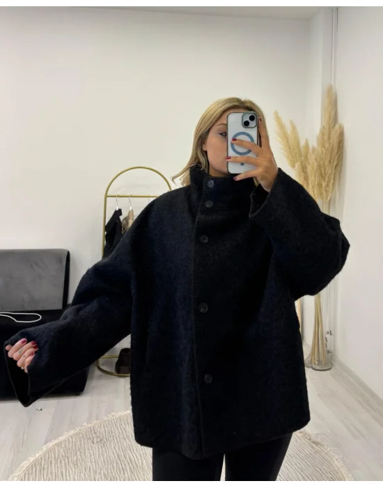 Dik Yaka Düğmeli Oversize Kısa Panço Ceket