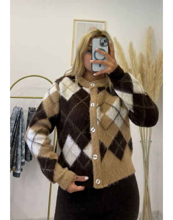 Argyle (Baklava) Desenli Yuvarlak Yaka Düğmeli Tüylü Hırka