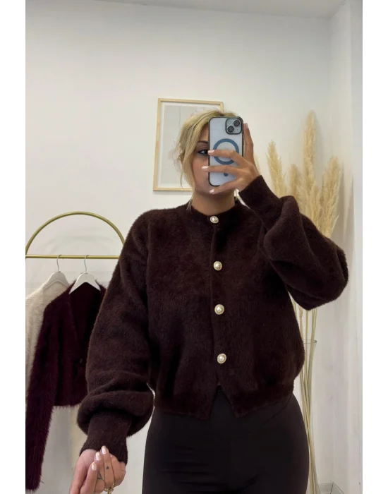 İnci Düğmeli Balon Kollu Yumuşak Tüylü (Fuzzy) Triko Hırka - Koyu Kahve