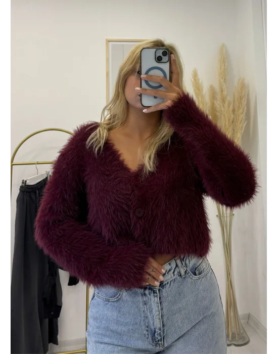 V Yaka Düğmeli Yumuşak Tüylü (Shaggy) Crop Triko Hırka - Vişne Çürüğü/Bordo