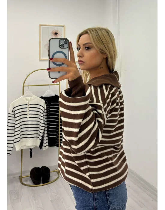 Yarım Fermuarlı Çizgili Oversize Triko Kazak