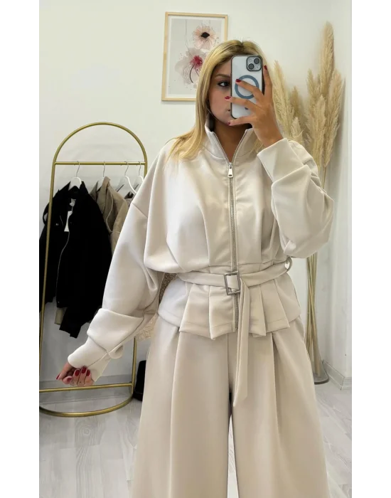 Monokrom Kuşaklı Yüksek Yaka İki Parça Takım