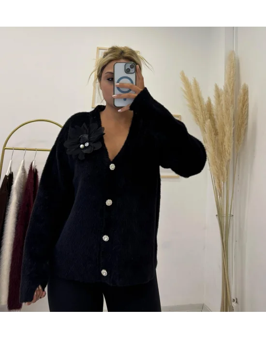 Broş Detaylı Taş Düğmeli Yumuşak Tüylü (Fuzzy) Triko Hırka - Siyah