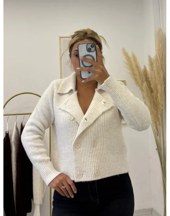 Kruvaze Yakalı Çift Düğmeli Fitilli Örgü Kısa Triko Hırka - Krem/Ekru