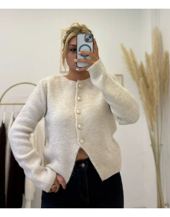 Klasik Kesim Kabartmalı Metal Düğmeli Krem Triko Hırka