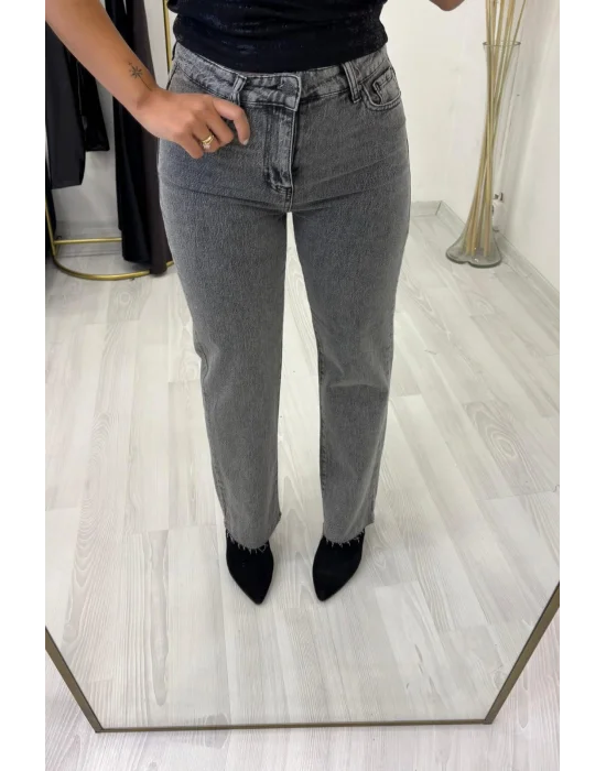 Yüksek Bel Düz Paça Ham Kesimli Gri Jean Pantolon