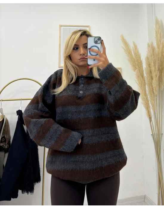 Polo Yaka Çizgili Tüylü Triko Kazak - Kahve Gri