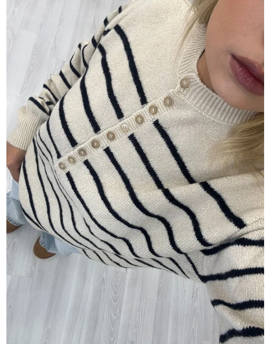 Düğmeli Yaka Çizgili Oversize Kazak