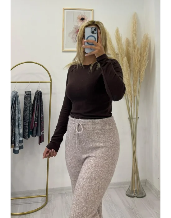 Yumuşak Örgü Geniş Paça Rahat Kesim Pantolon